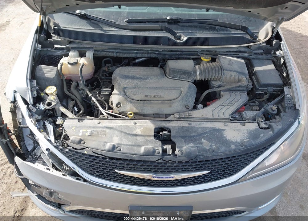 2020 CHRYSLER PACIFICA TOURING L VIN: 2C4RC1BG6LR176978