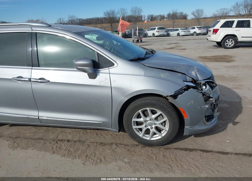 2020 CHRYSLER PACIFICA TOURING L VIN: 2C4RC1BG6LR176978
