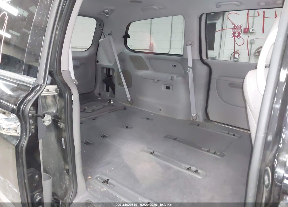 2011 KIA SEDONA EX VIN: KNDMH4C78B6387200