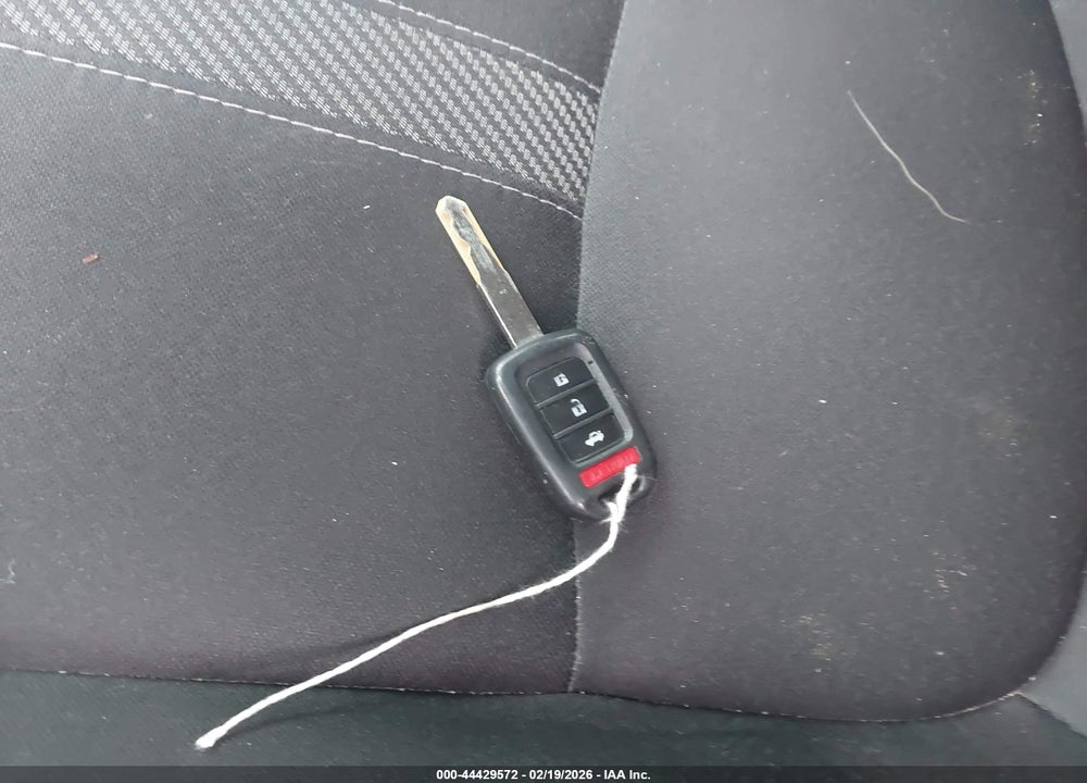 2018 HONDA CIVIC LX VIN: 2HGFC2F52JH574453