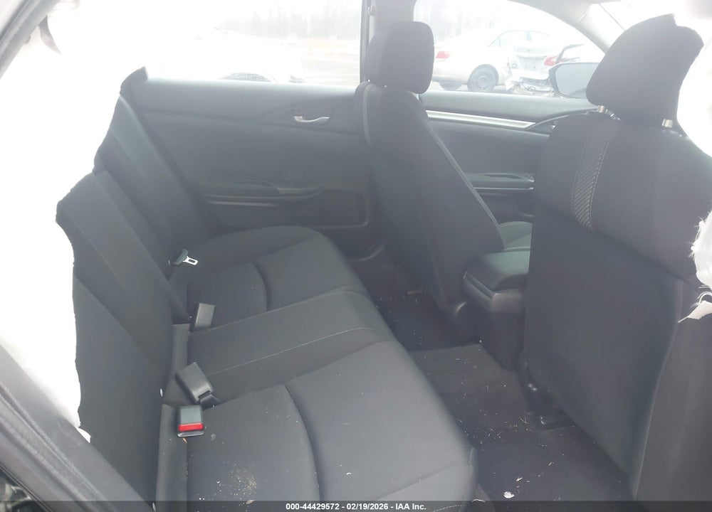 2018 HONDA CIVIC LX VIN: 2HGFC2F52JH574453