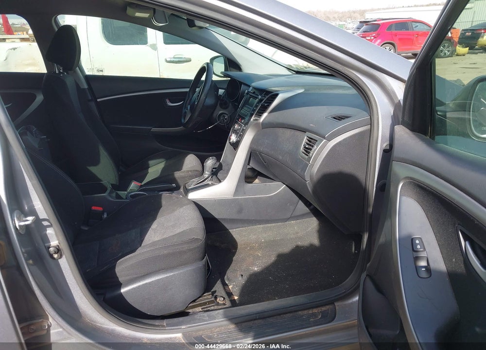 2013 HYUNDAI ELANTRA GT VIN: KMHD35LE0DU031496