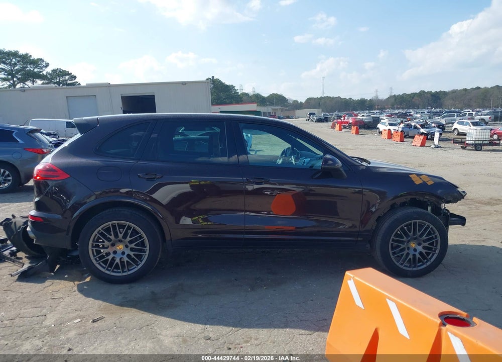 2018 PORSCHE CAYENNE PLATINUM EDITION VIN: WP1AA2A28JKA00958