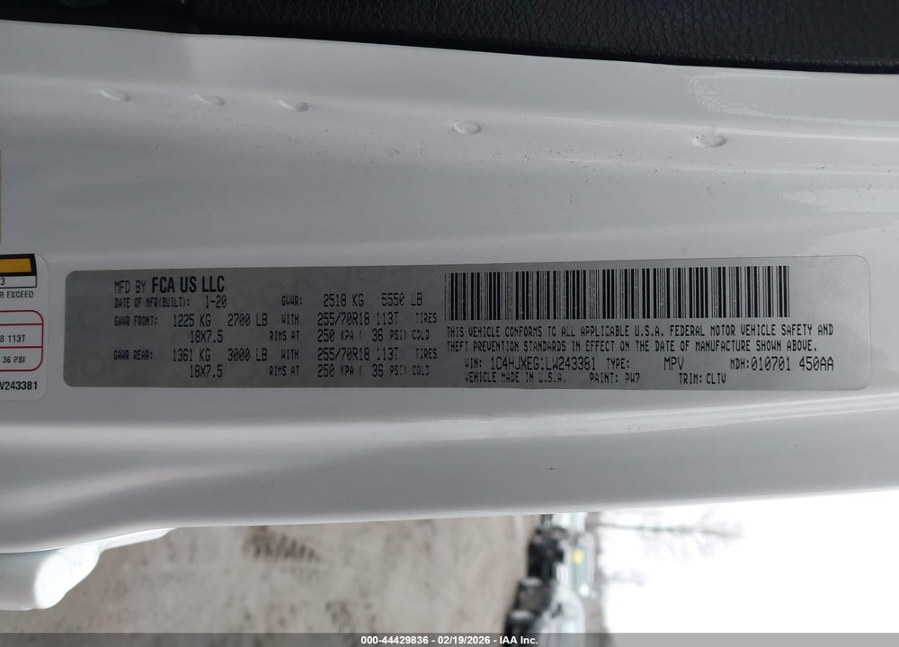 2020 JEEP WRANGLER UNLIMITED SAHARA 4X4 VIN: 1C4HJXEG1LW243381