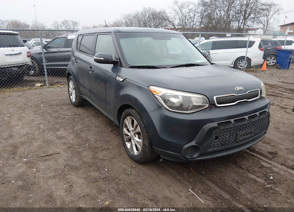2014 KIA SOUL + VIN: KNDJP3A55E7028192