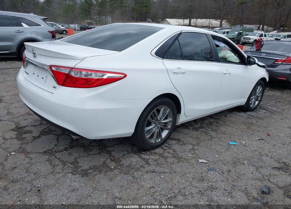 2016 TOYOTA CAMRY SE VIN: 4T1BF1FK3GU131024