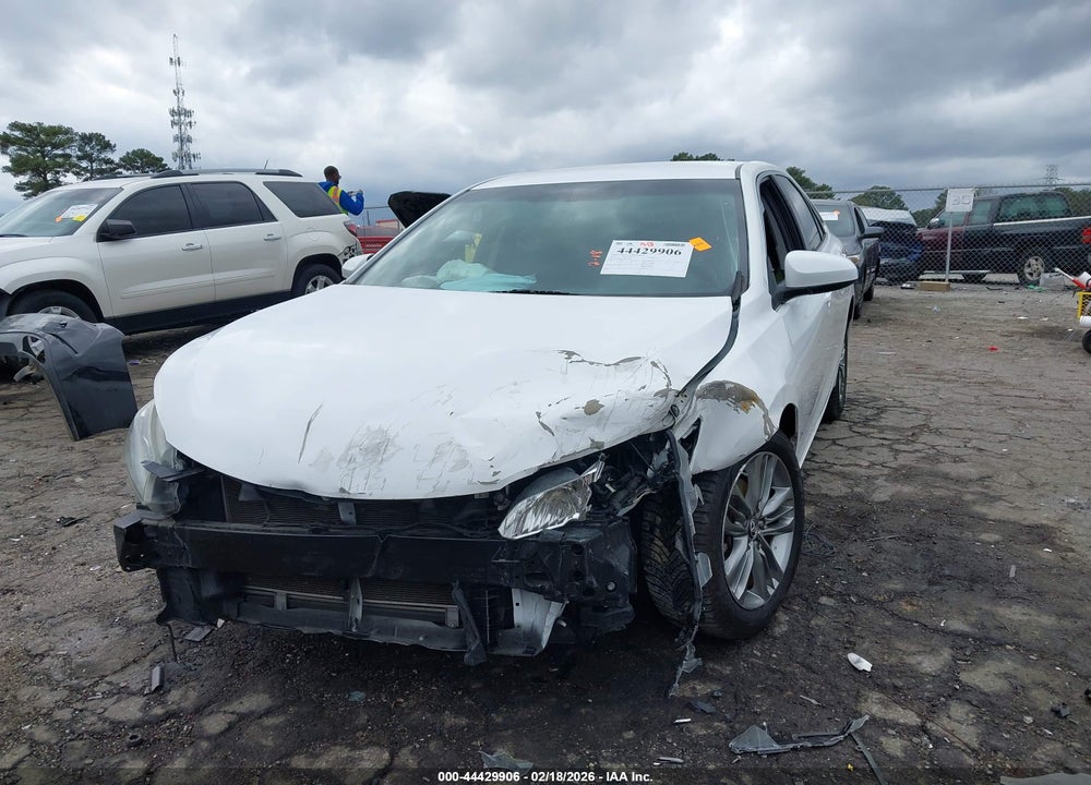 2016 TOYOTA CAMRY SE VIN: 4T1BF1FK3GU131024