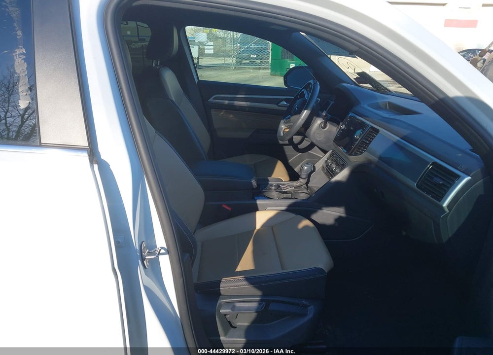 2022 VOLKSWAGEN ATLAS CROSS SPORT 3.6L V6 SE W/TECHNOLOGY VIN: 1V2KE2CA9NC227122
