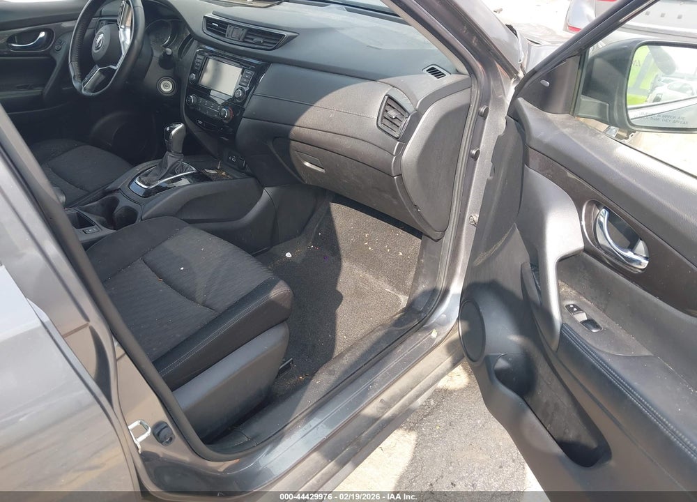 2019 NISSAN ROGUE S VIN: JN8AT2MV2KW376667