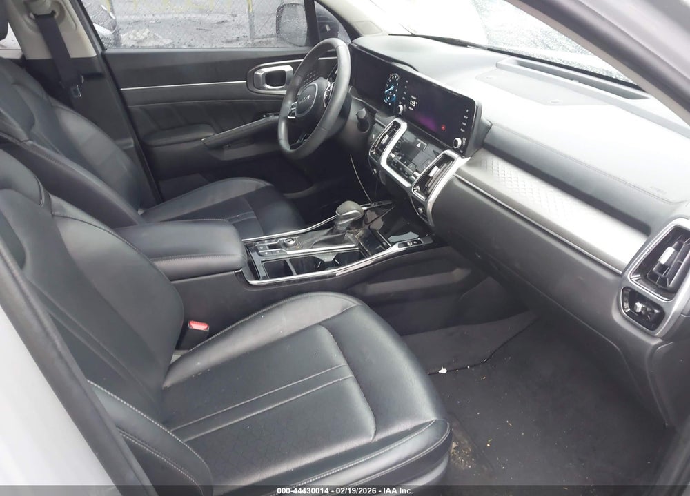 2023 KIA SORENTO SX VIN: 5XYRKDLF1PG202021