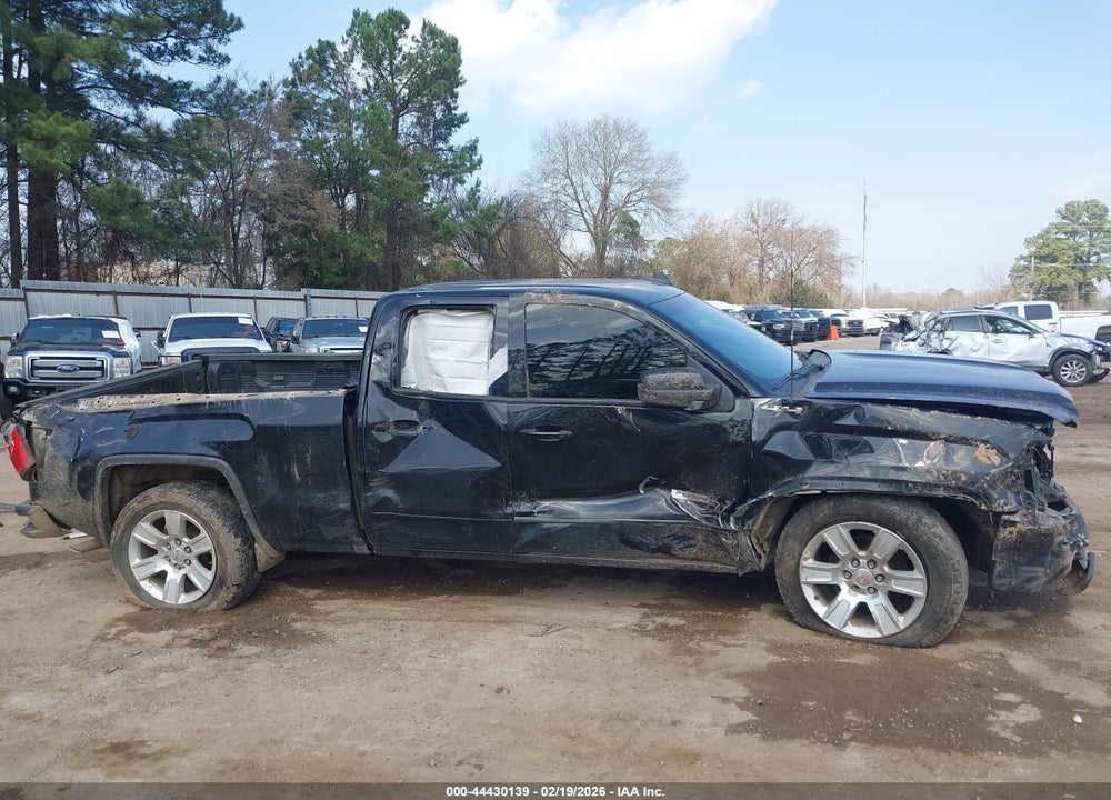 2017 GMC SIERRA 1500 SLE VIN: 1GTV2MEC3HZ141811
