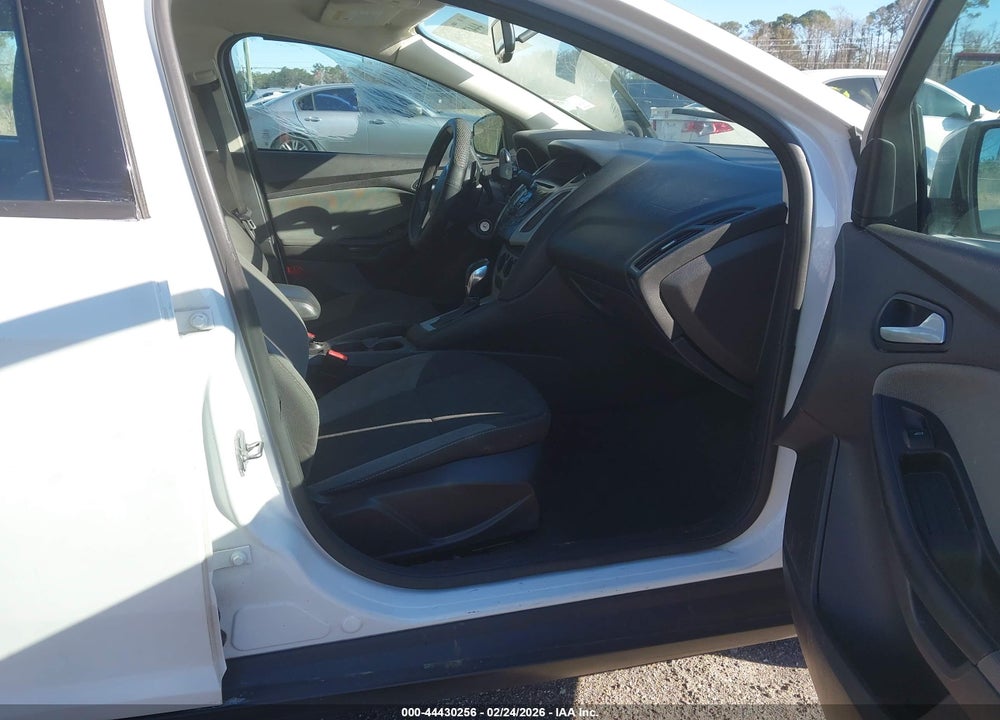 2013 FORD FOCUS SE VIN: 1FADP3K20DL196674