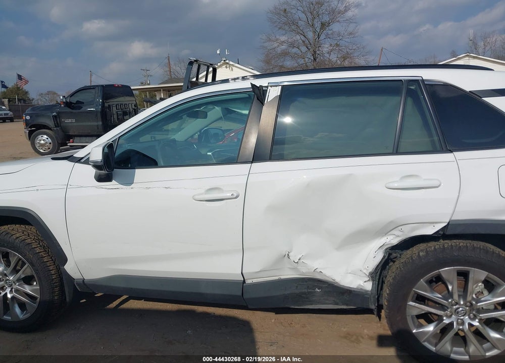 2020 TOYOTA RAV4 XLE PREMIUM VIN: 2T3C1RFV8LW097790