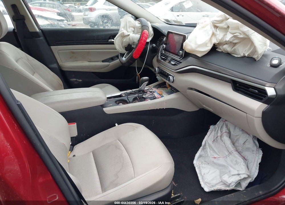 2025 NISSAN ALTIMA SV FWD VIN: 1N4BL4DV4SN303548
