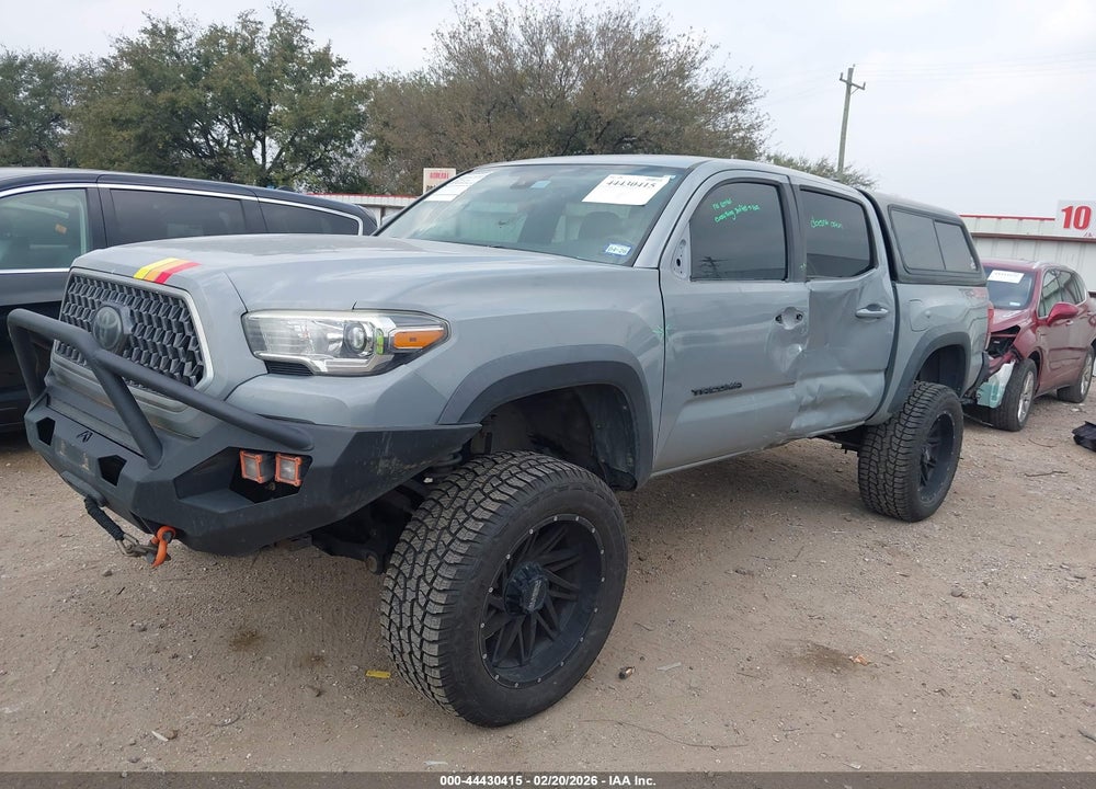 2018 TOYOTA TACOMA TRD OFF ROAD VIN: 3TMCZ5AN1JM181148
