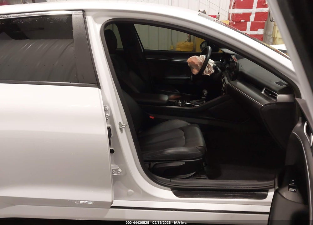 2024 KIA K5 GT-LINE VIN: 5XXG64J28RG263806