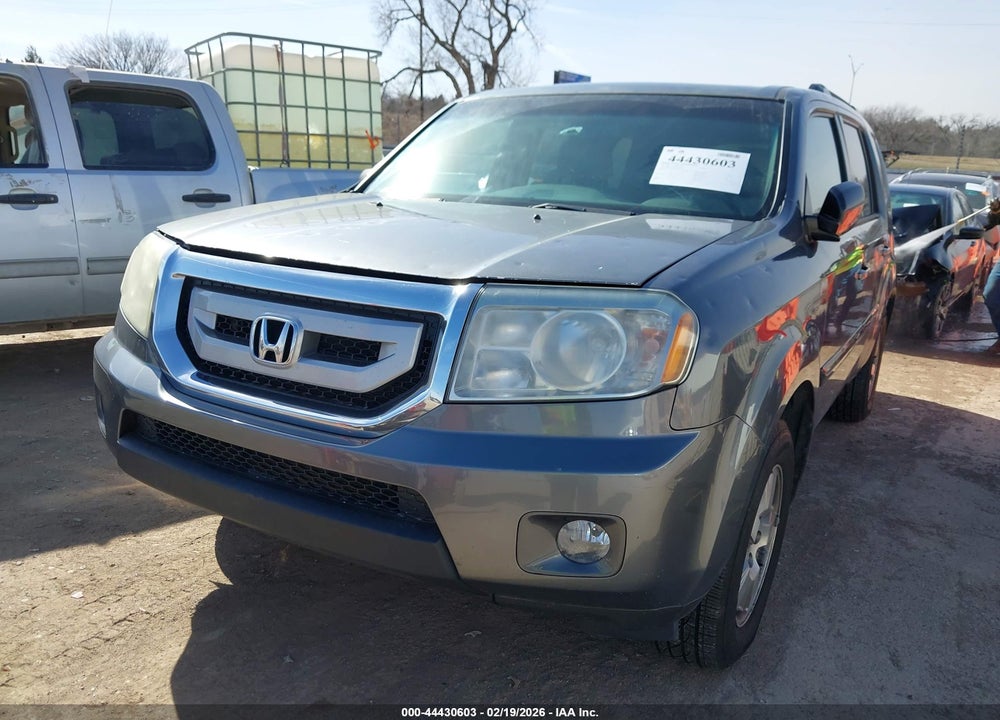 2011 HONDA PILOT EX-L VIN: 5FNYF3H74BB054457