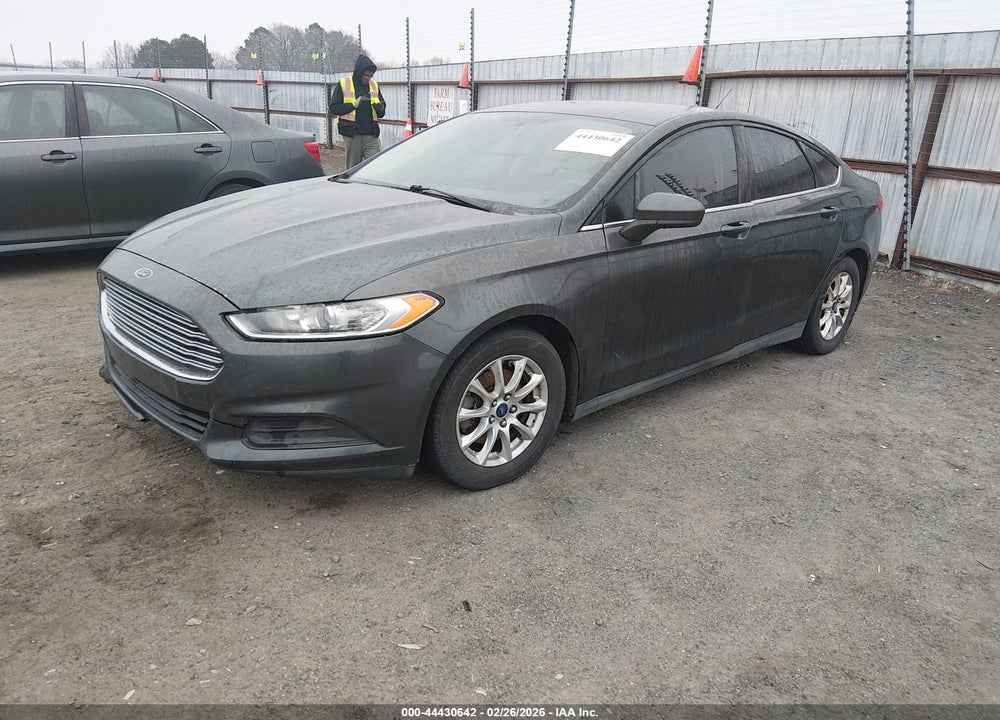 2015 FORD FUSION S VIN: 3FA6P0G74FR109780