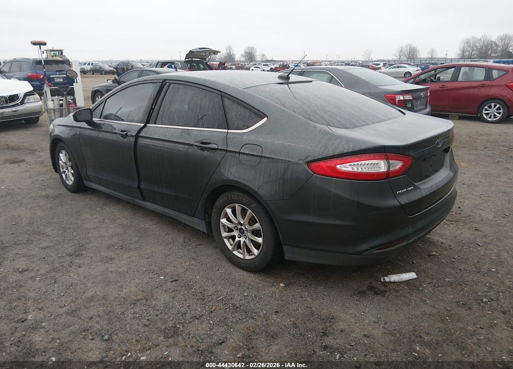2015 FORD FUSION S VIN: 3FA6P0G74FR109780