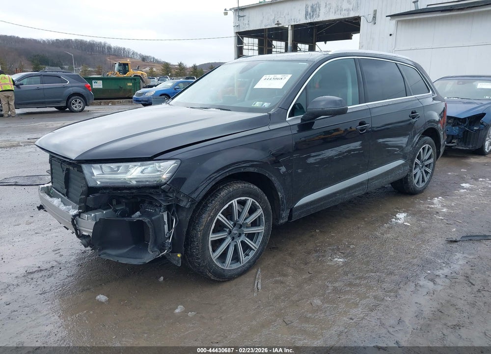 2018 AUDI Q7 3.0T PREMIUM VIN: WA1LAAF73JD051727