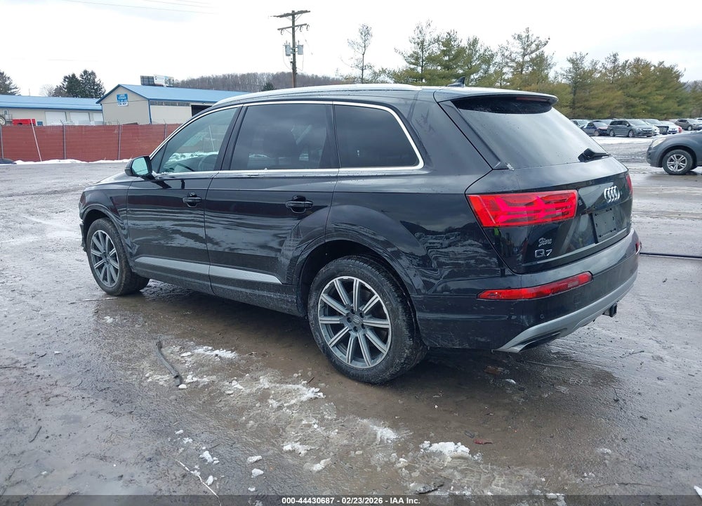 2018 AUDI Q7 3.0T PREMIUM VIN: WA1LAAF73JD051727