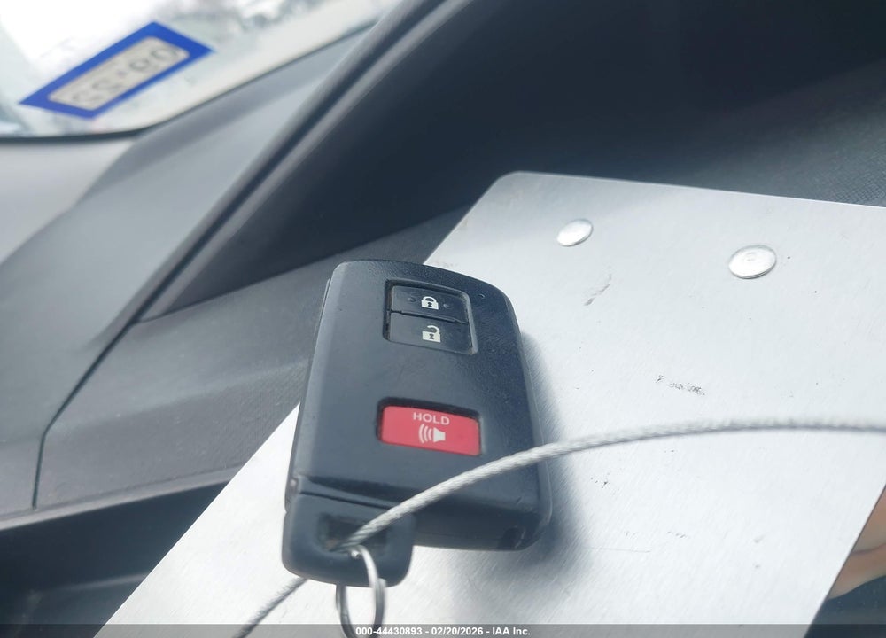 2013 TOYOTA PRIUS C THREE VIN: JTDKDTB39D1548438