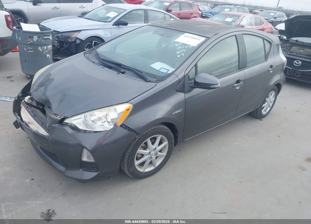2013 TOYOTA PRIUS C THREE VIN: JTDKDTB39D1548438