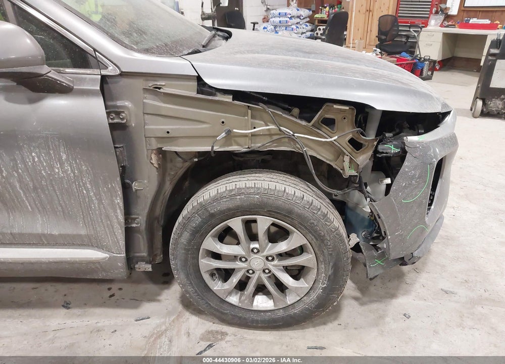 2019 HYUNDAI SANTA FE SE VIN: 5NMS2CAD6KH097276