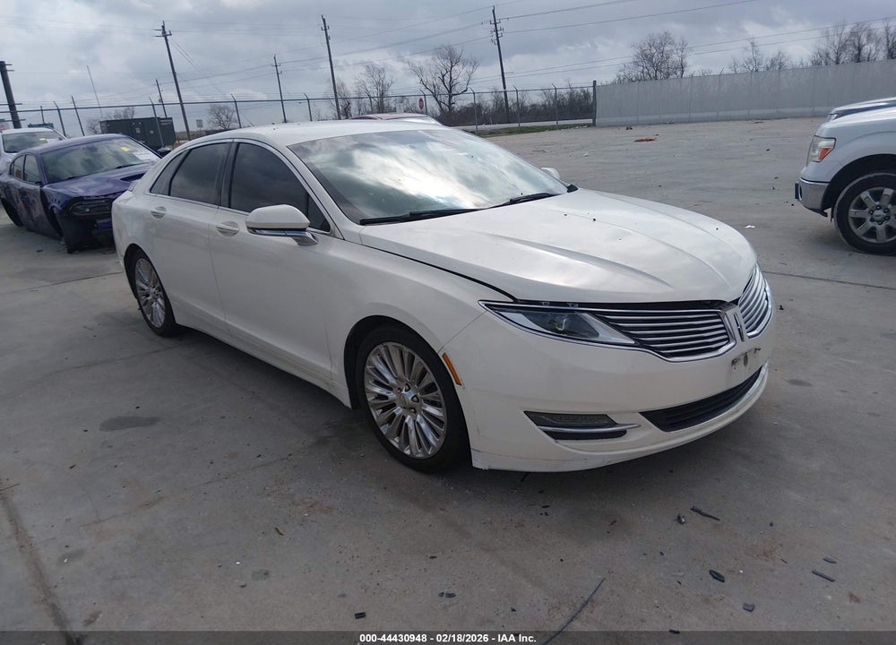 2013 LINCOLN MKZ VIN: 3LN6L2G93DR826828