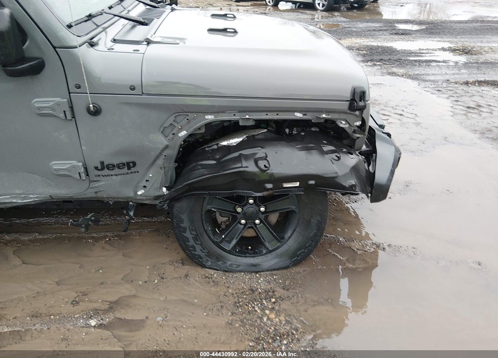 2023 JEEP WRANGLER 4-DOOR SAHARA ALTITUDE 4X4 VIN: 1C4HJXENXPW619743