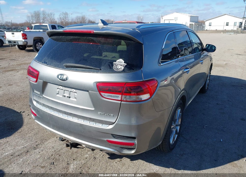 2017 KIA SORENTO 3.3L SXL VIN: 5XYPKDA5XHG305313