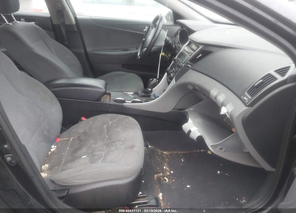 2013 HYUNDAI SONATA GLS VIN: 5NPEB4AC1DH682394