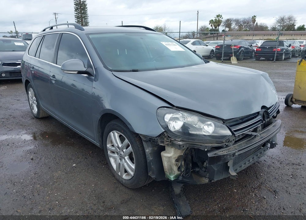 2011 VOLKSWAGEN JETTA SPORTWAGEN 2.0L TDI VIN: 3VWPL7AJ8BM651542