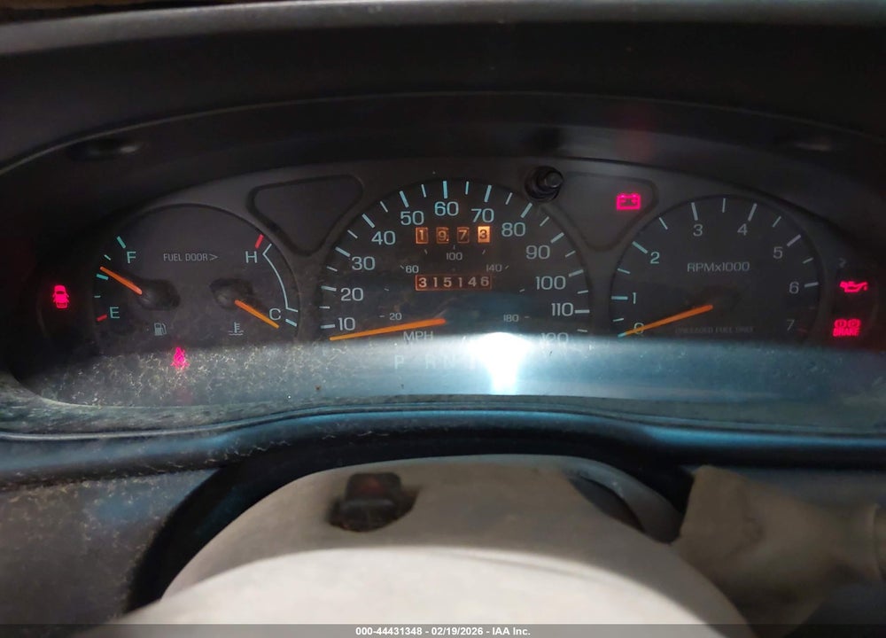 1998 FORD TAURUS LX/SE VIN: 1FAFP52S3WA189981