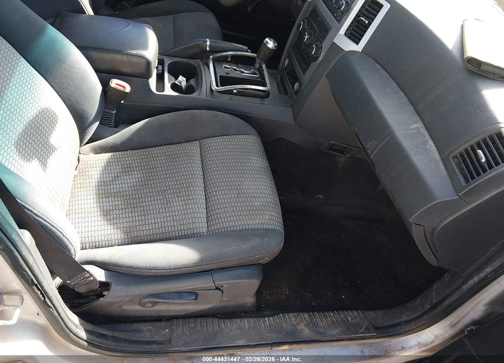 2010 JEEP GRAND CHEROKEE LAREDO VIN: 1J4PS4GK4AC161713