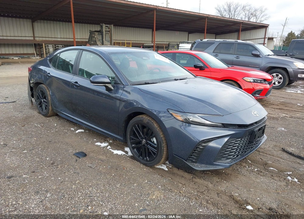 2026 TOYOTA CAMRY SE VIN: 4T1DAACKXTU685747