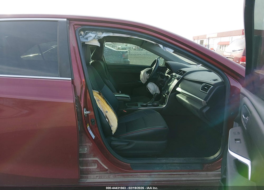 2017 TOYOTA CAMRY SE VIN: 4T1BF1FK5HU681925
