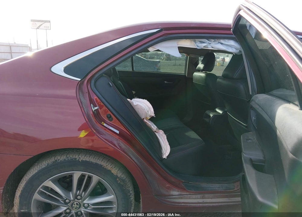2017 TOYOTA CAMRY SE VIN: 4T1BF1FK5HU681925