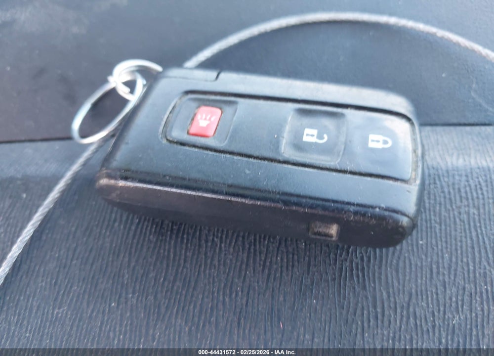 2006 TOYOTA PRIUS VIN: JTDKB20U663195465