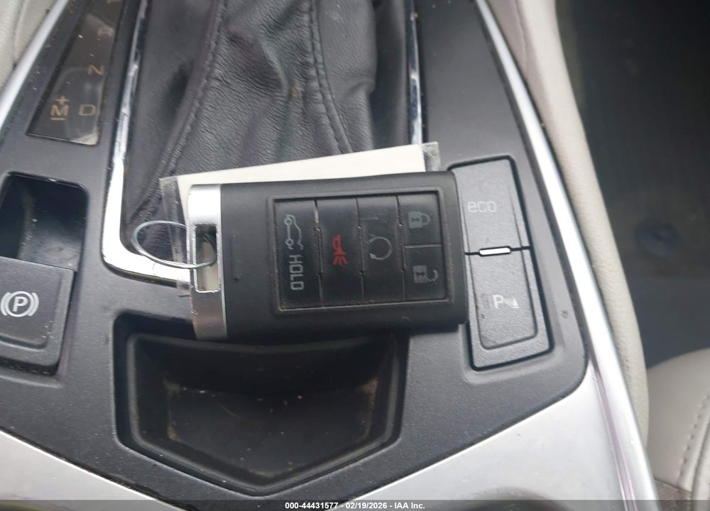 2013 CADILLAC SRX PERFORMANCE COLLECTION VIN: 3GYFNDE37DS572861