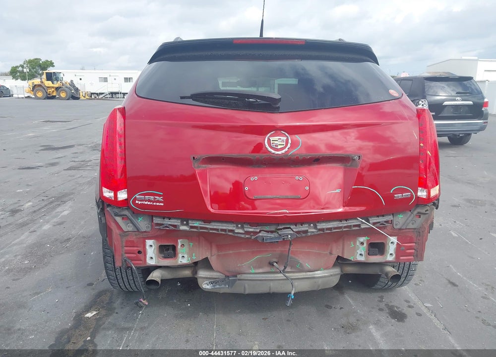 2013 CADILLAC SRX PERFORMANCE COLLECTION VIN: 3GYFNDE37DS572861