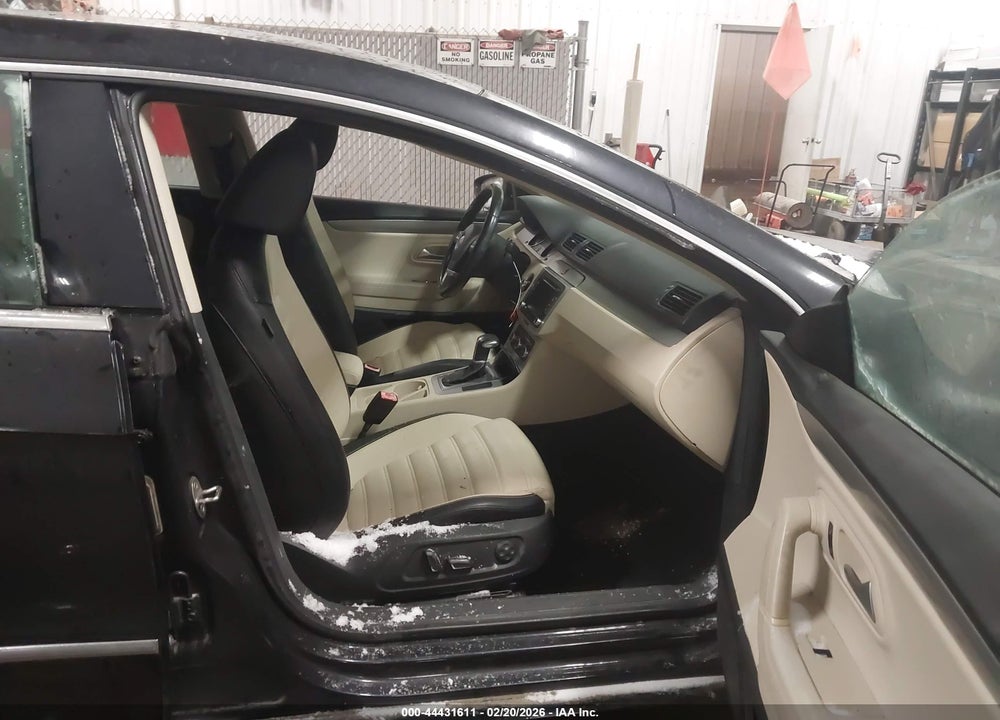 2010 VOLKSWAGEN CC SPORT VIN: WVWMN7AN9AE542188