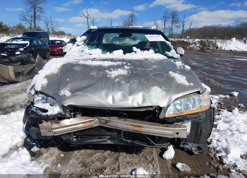 2002 HONDA ACCORD 2.3 LX VIN: JHMCG66582C016283