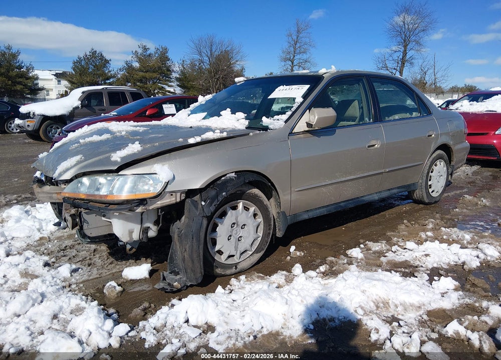 2002 HONDA ACCORD 2.3 LX VIN: JHMCG66582C016283