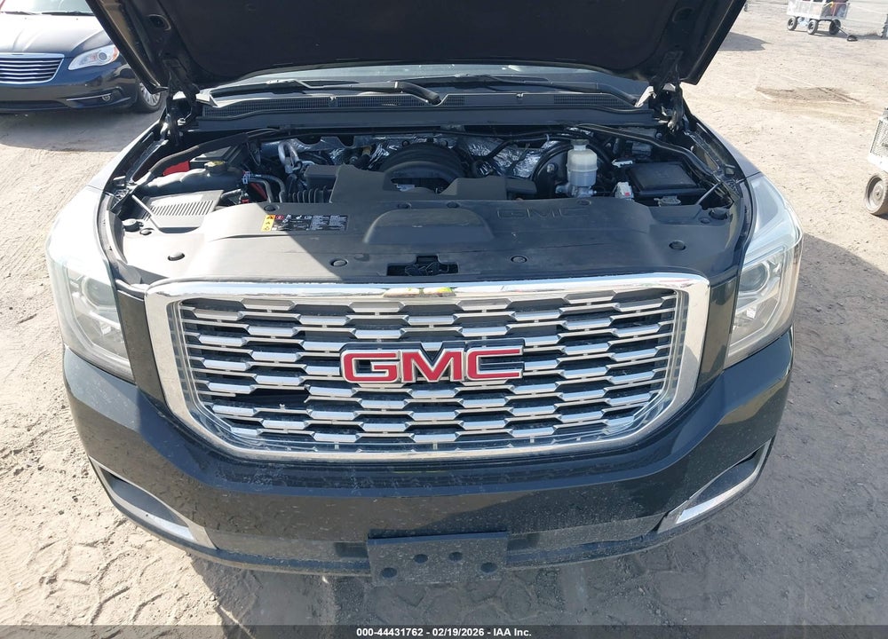 2018 GMC YUKON DENALI VIN: 1GKS2CKJ9JR340534