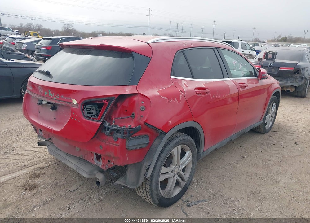 2015 MERCEDES-BENZ GLA 250 4MATIC VIN: WDCTG4GB8FJ088199