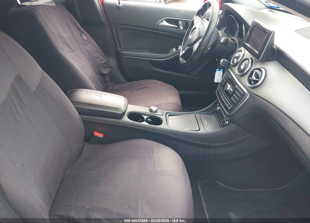 2015 MERCEDES-BENZ GLA 250 4MATIC VIN: WDCTG4GB8FJ088199