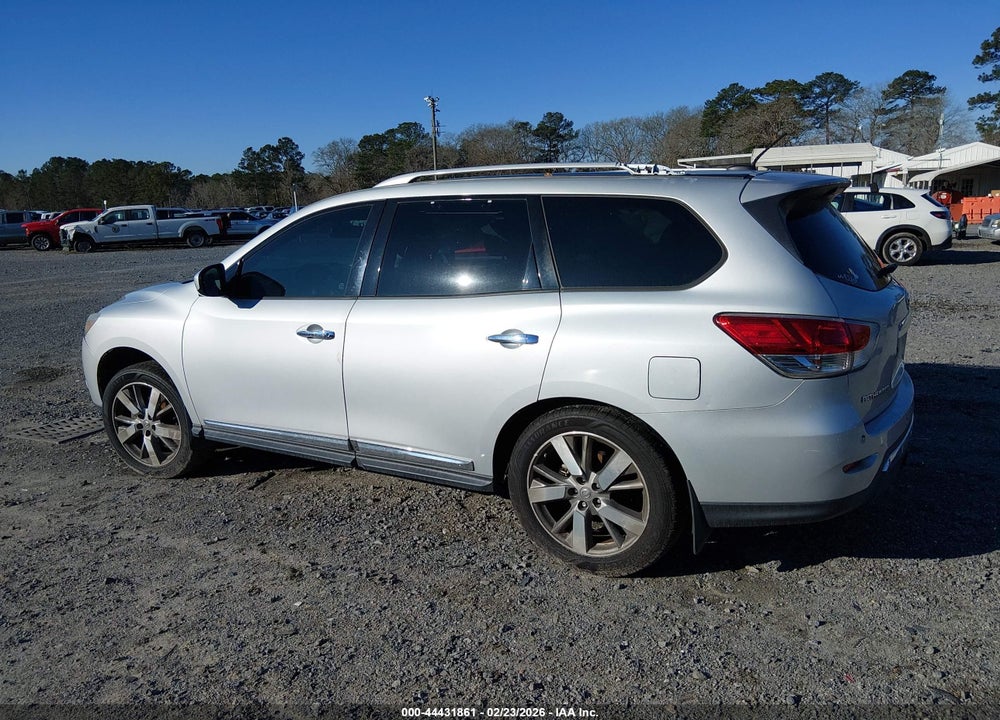 2015 NISSAN PATHFINDER PLATINUM VIN: 5N1AR2MN6FC660560