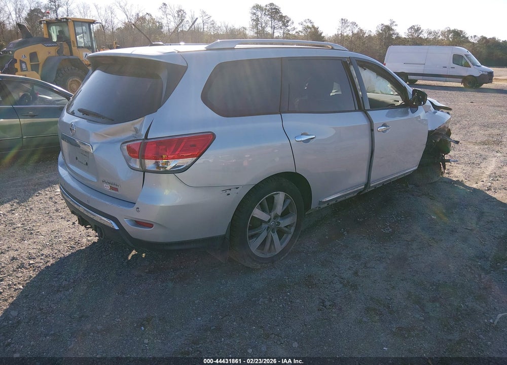 2015 NISSAN PATHFINDER PLATINUM VIN: 5N1AR2MN6FC660560