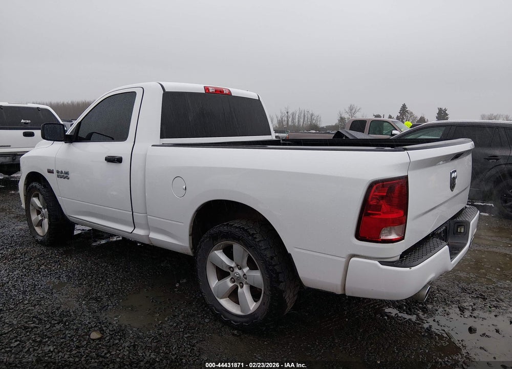 2013 RAM 1500 EXPRESS VIN: 3C6JR6AT0DG501663